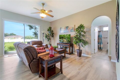 Villa ou maison à vendre à Kissimmee, Floride: 4 chambres, 165.37 m2 № 1295616 - photo 8