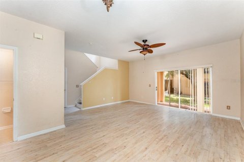 Townhouse in Davenport, Florida 4 bedrooms, 172.43 sq.m. № 1333804 - photo 9