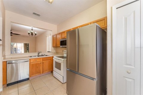 Townhouse in Davenport, Florida 4 bedrooms, 172.43 sq.m. № 1333804 - photo 8