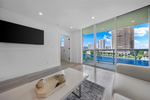 Condo in Sunny Isles Beach, Florida, 1 bedroom  № 1330704 - photo 13