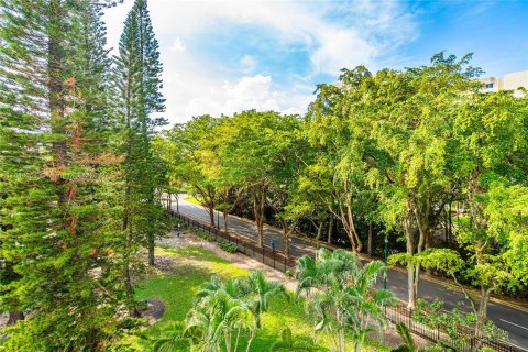 Condo in Aventura, Florida, 2 bedrooms  № 1330749 - photo 5