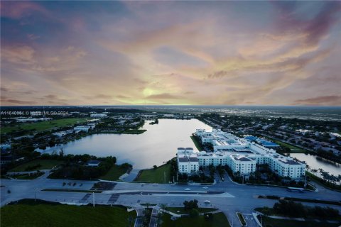 Condominio en venta en Sunrise, Florida, 2 dormitorios, 93.18 m2 № 1330747 - foto 15