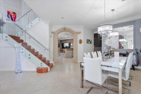 Villa ou maison à vendre à Miramar, Floride: 5 chambres, 316.61 m2 № 1330706 - photo 6