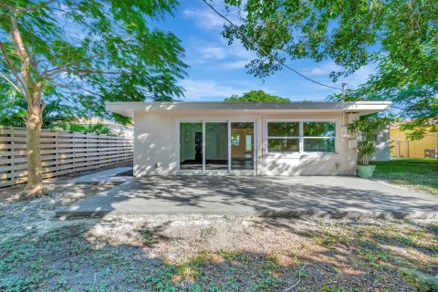 Villa ou maison à vendre à Delray Beach, Floride: 2 chambres, 148.83 m2 № 787382 - photo 18