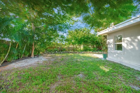 Villa ou maison à vendre à Delray Beach, Floride: 2 chambres, 148.83 m2 № 787382 - photo 12