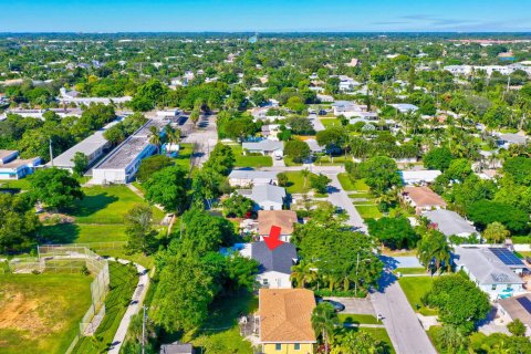 Villa ou maison à vendre à Delray Beach, Floride: 2 chambres, 148.83 m2 № 787382 - photo 2