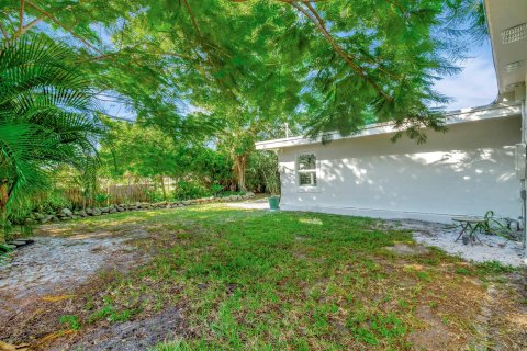 Villa ou maison à vendre à Delray Beach, Floride: 2 chambres, 148.83 m2 № 787382 - photo 13