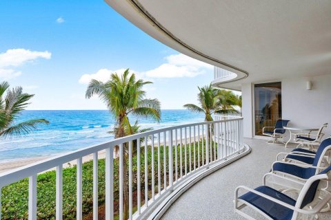 Condo in Highland Beach, Florida, 3 bedrooms  № 968224 - photo 30