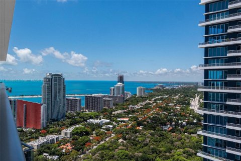 Condominio en venta en Miami, Florida, 1 dormitorio, 52.95 m2 № 1224040 - foto 1