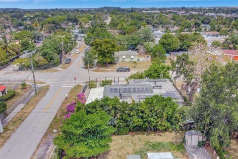 Immobilier commercial à vendre à Miami Gardens, Floride № 1224147 - photo 23