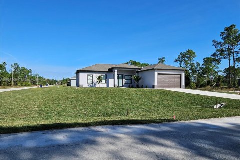 Casa en venta en Lehigh Acres, Florida, 3 dormitorios № 1104111 - foto 1