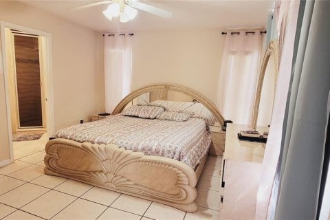 Casa en venta en Kissimmee, Florida, 3 dormitorios, 130.43 m2 № 1354286 - foto 15