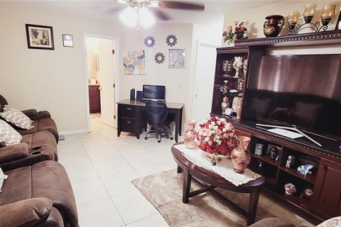 Casa en venta en Kissimmee, Florida, 3 dormitorios, 130.43 m2 № 1354286 - foto 10