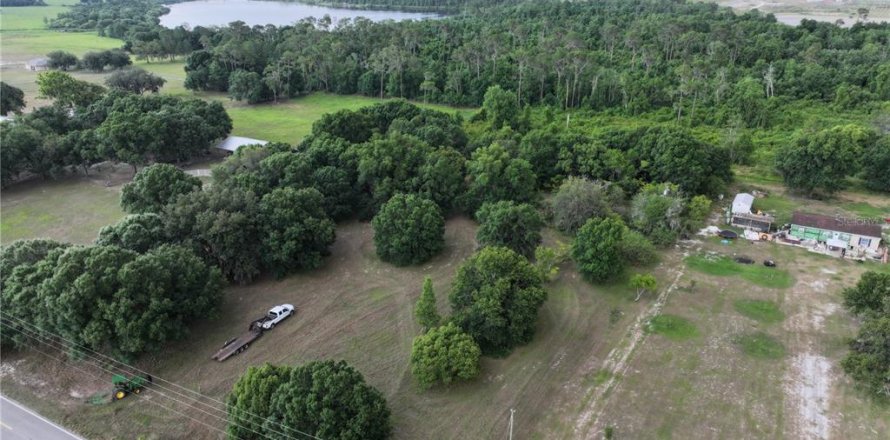 Terreno en Alturas, Florida № 1300975