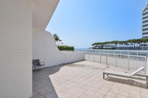 Condo in Fort Lauderdale, Florida, 1 bedroom  № 1187808 - photo 30