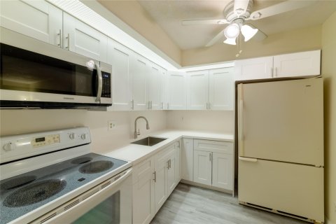 Condo in Fort Lauderdale, Florida, 2 bedrooms  № 1077772 - photo 24