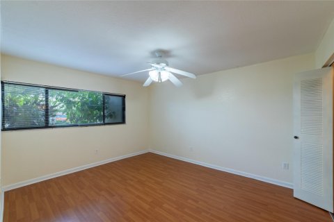 Condo in Fort Lauderdale, Florida, 2 bedrooms  № 1077772 - photo 22