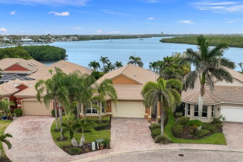 Villa ou maison à vendre à Hutchinson Island South, Floride: 3 chambres, 229.56 m2 № 1180225 - photo 16