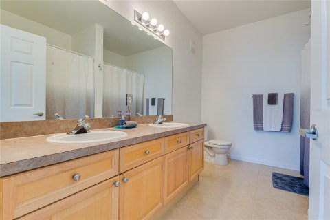 Condo in Davenport, Florida, 2 bedrooms  № 1356004 - photo 23