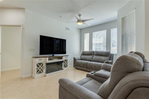 Copropriété à vendre à Davenport, Floride: 2 chambres, 117.15 m2 № 1356004 - photo 11