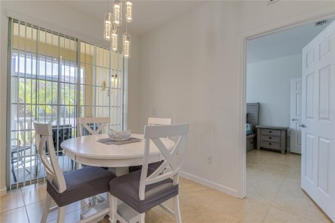 Copropriété à vendre à Davenport, Floride: 2 chambres, 117.15 m2 № 1356004 - photo 12