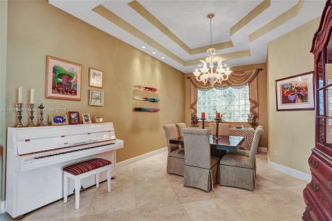 Casa en venta en Miami, Florida, 4 dormitorios, 310.29 m2 № 1351716 - foto 8