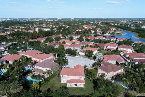 Villa ou maison à vendre à Miramar, Floride: 5 chambres, 340.95 m2 № 1134906 - photo 4
