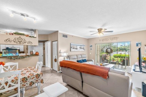 Condominio en venta en Boynton Beach, Florida, 1 dormitorio, 73.49 m2 № 1134905 - foto 19
