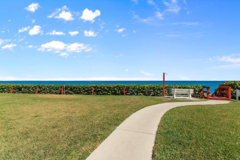 Condominio en venta en Riviera Beach, Florida, 2 dormitorios, 133.04 m2 № 837520 - foto 20