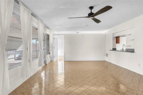 Casa en venta en Sunrise, Florida, 3 dormitorios, 157.19 m2 № 752676 - foto 26