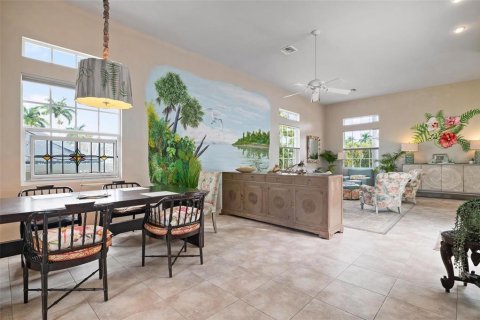 Villa ou maison à vendre à Punta Gorda, Floride: 2 chambres, 152.36 m2 № 999089 - photo 5