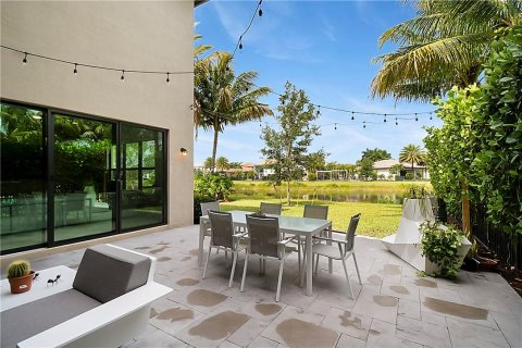 Villa ou maison à vendre à Delray Beach, Floride: 5 chambres, 402.36 m2 № 981835 - photo 22