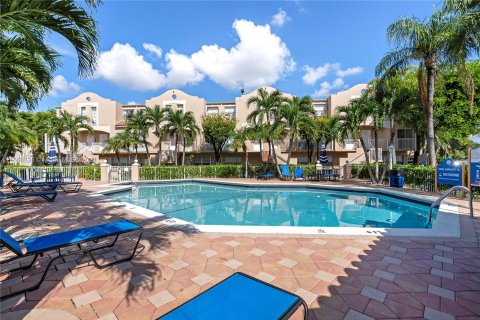 Copropriété à vendre à Miami, Floride: 2 chambres, 79.8 m2 № 1381780 - photo 20