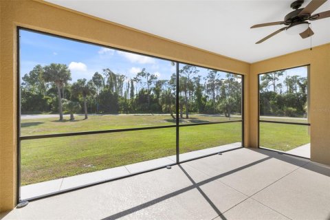 Casa en venta en North Port, Florida, 3 dormitorios, 162.11 m2 № 1165625 - foto 28