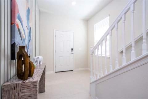 Casa en venta en Davenport, Florida, 7 dormitorios, 304.81 m2 № 1343620 - foto 3