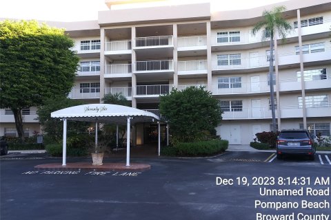 Condominio en venta en Pompano Beach, Florida, 3 dormitorios, 139.35 m2 № 913720 - foto 5