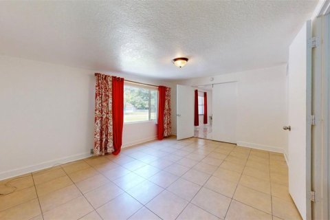 Villa ou maison à vendre à Tampa, Floride: 4 chambres, 151.52 m2 № 1383681 - photo 17