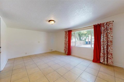 Villa ou maison à vendre à Tampa, Floride: 4 chambres, 151.52 m2 № 1383681 - photo 18