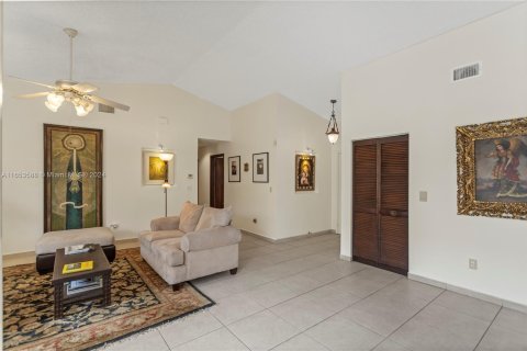 Villa ou maison à vendre à Davie, Floride: 3 chambres, 143.63 m2 № 1348021 - photo 5