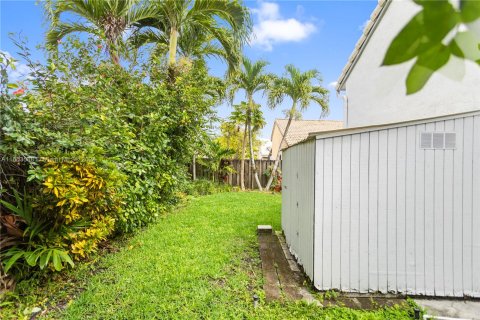 Villa ou maison à vendre à Davie, Floride: 3 chambres, 143.63 m2 № 1348021 - photo 21