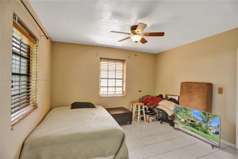 Villa ou maison à vendre à Miami, Floride: 2 chambres, 104.24 m2 № 1080163 - photo 20