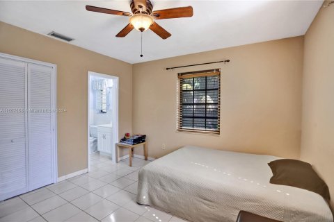 Villa ou maison à vendre à Miami, Floride: 2 chambres, 104.24 m2 № 1080163 - photo 21