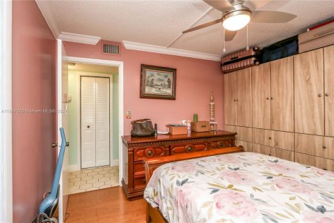 Condo in Margate, Florida, 2 bedrooms  № 1080162 - photo 4