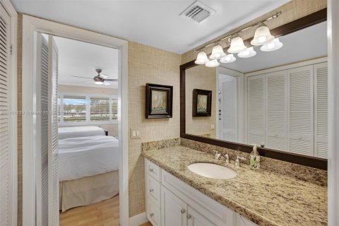 Copropriété à vendre à Key Largo, Floride: 2 chambres, 118.91 m2 № 1215918 - photo 17