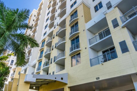 Condominio en venta en Hollywood, Florida, 1 dormitorio, 75.72 m2 № 1145999 - foto 28