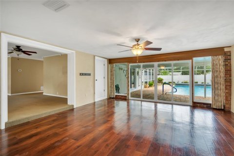 Villa ou maison à vendre à DeLand, Floride: 3 chambres, 222.78 m2 № 1266001 - photo 11