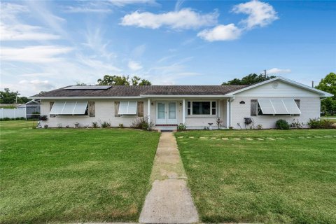 Villa ou maison à vendre à DeLand, Floride: 3 chambres, 222.78 m2 № 1266001 - photo 1