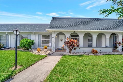 Copropriété à vendre à Bradenton, Floride: 2 chambres, 94.3 m2 № 1359442 - photo 16