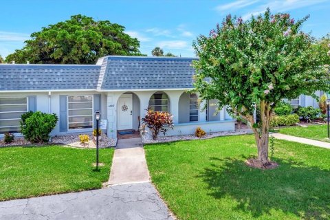 Copropriété à vendre à Bradenton, Floride: 2 chambres, 94.3 m2 № 1359442 - photo 1