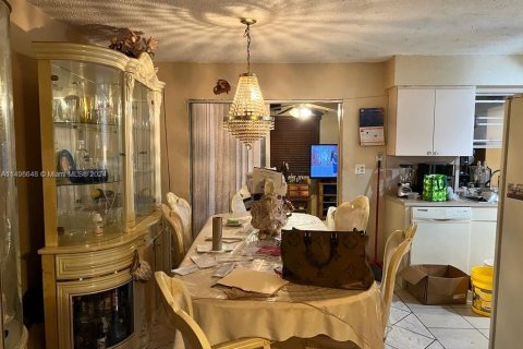 Immobilier commercial à vendre à Miami, Floride: 267.65 m2 № 1234049 - photo 11